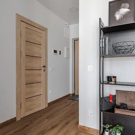 Sweet Apartment *
